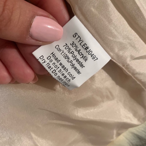 Fur vest - Picture 4 of 4